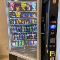 AMS350 Combo Snacks Machine With Credit Card Reader