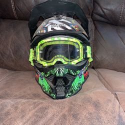 O’Neal Dirt Bike Helmet 