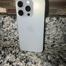 Iphone 15 Pro 512 Gigs (Unlocked) 85% Battery