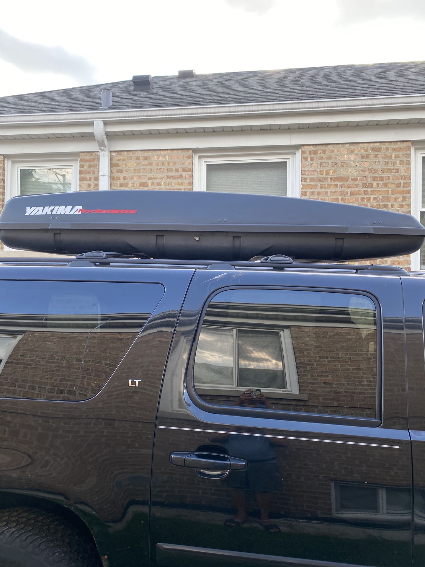 Yakima Rocket Box16, 16 Cubic Feet Cargo Rooftop Rocketbox