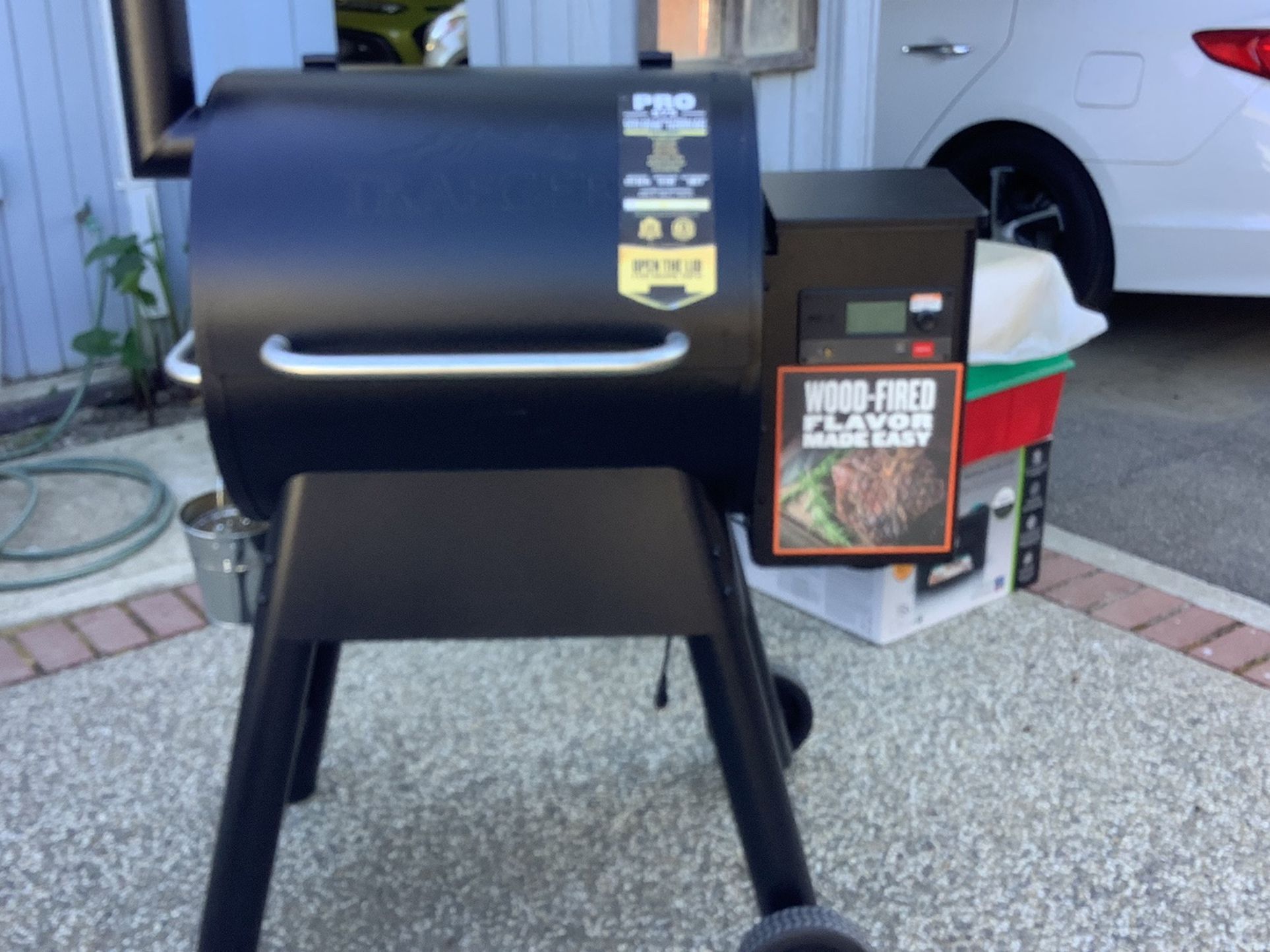 Traeger 575 Pro Wood Fire Grill