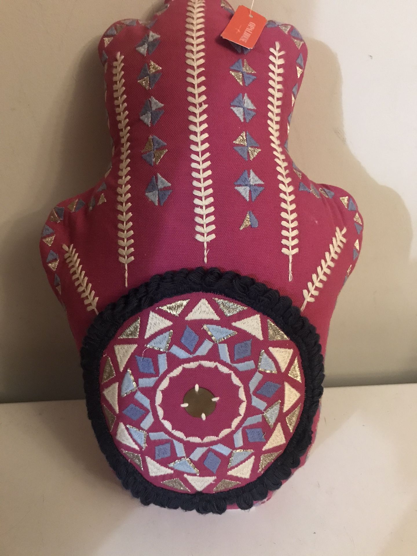 Decorative pillow