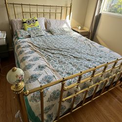 Free King Bed With Mattress & Box Spring