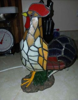 Tiffany style rooster lamp