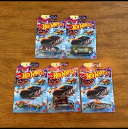 HOT WHEELS