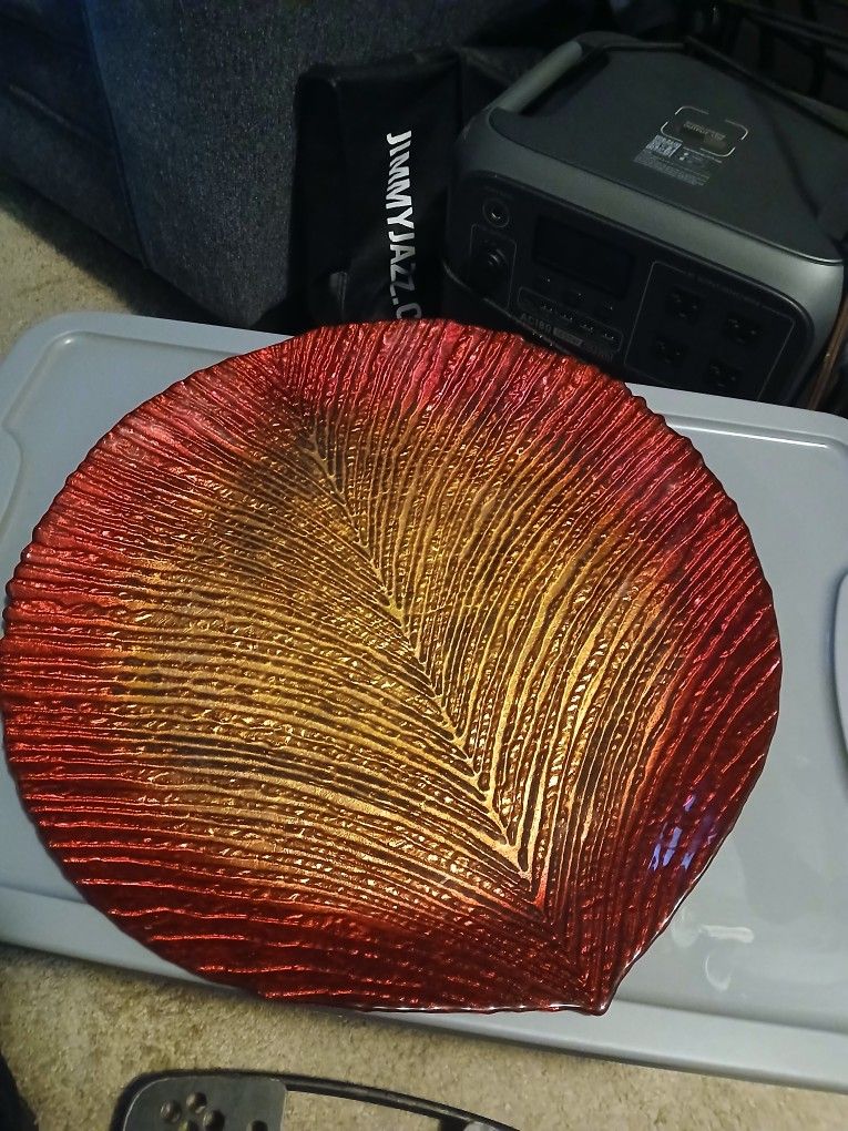 Large Glass Leaf
