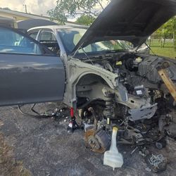 2016 Chrysler 300 parts  partout