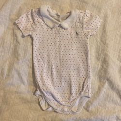 Baby onsie - 6  Months 