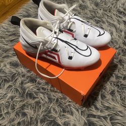 NIKE ALPHA MENACE PRO 3 Size 10.5
