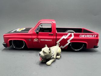 Jada 1/24 1985 Chevy C-10 (red)