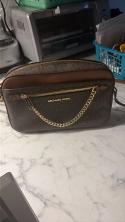 Micheal Kors shoulder bag