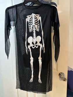 Halloween skeleton costume