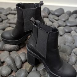 Chelsea Chunky Boots