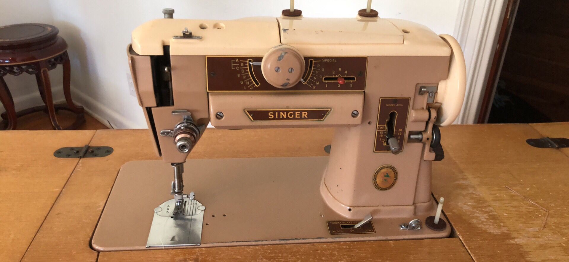 Antique Singer with table and accessories