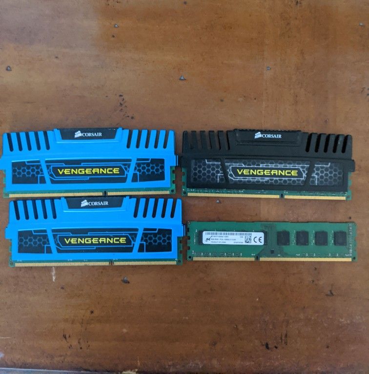 16GB DDR3 RAM Memory