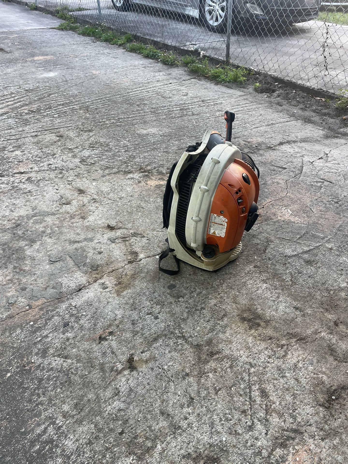 Bloquer Stihl 600