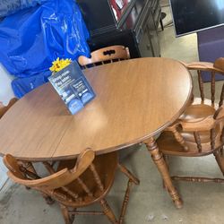 Antique Tell City Style Dining Table With 4 Chairs 