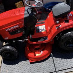 New Craftsman T110 42 Inch Lawn Tractor Used A Few Times Only Rear Bagger System Is Available 