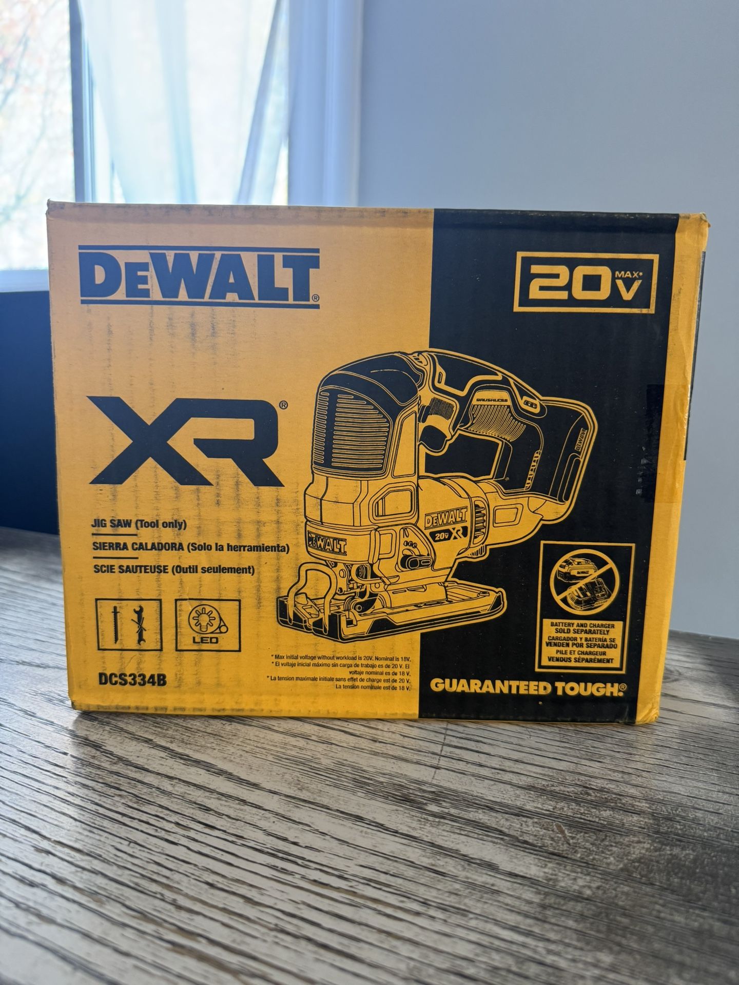 NEW DEWALT 20V XR JIGSAW