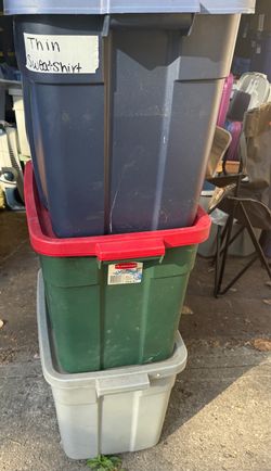 Rubbermaid Plastic Storage Totes $5 each