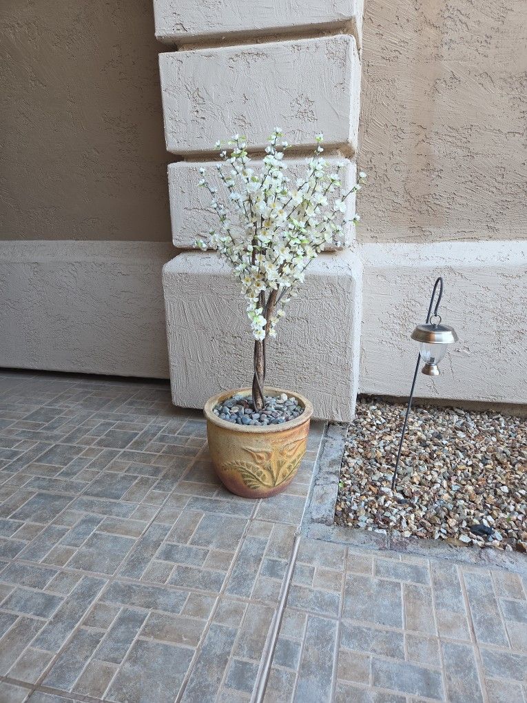 Decorative Ceramic Pot With Artificial Plant