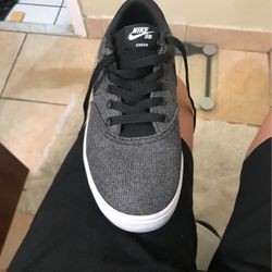 Nike Sb Size 9 Women Shoes