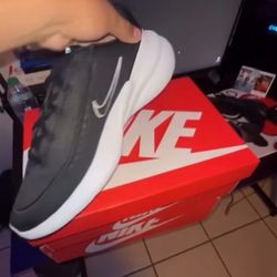 Nike Men Shoes 