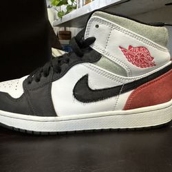 Nike Jordan Retro 1 Mid Tops