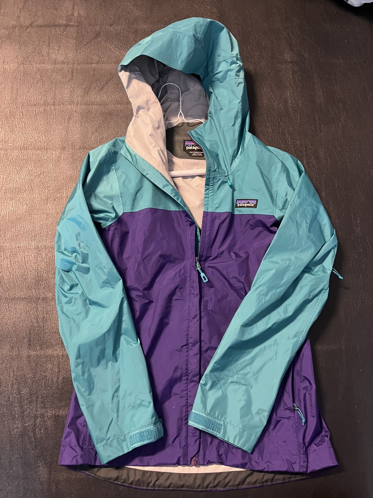 Women’s Patagonia Torrent Shell Jacket XXS