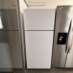 Top Freezer Used 28” Working 