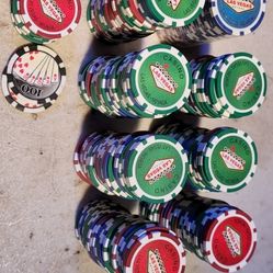 205 Las Vegas Casino Poker Chips Red, Green, Blue + Poker Dice