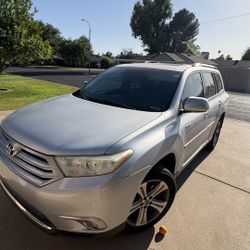 2011 Toyota Highlander 