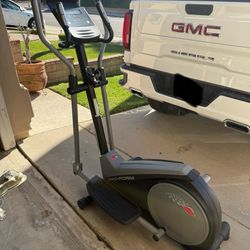 Pro form Cadence LE elliptical 