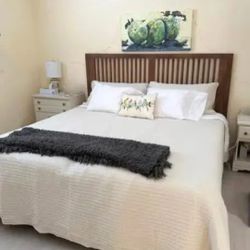 Mid Century Modern Style Ash Queen Ahead Board (New In A Box)