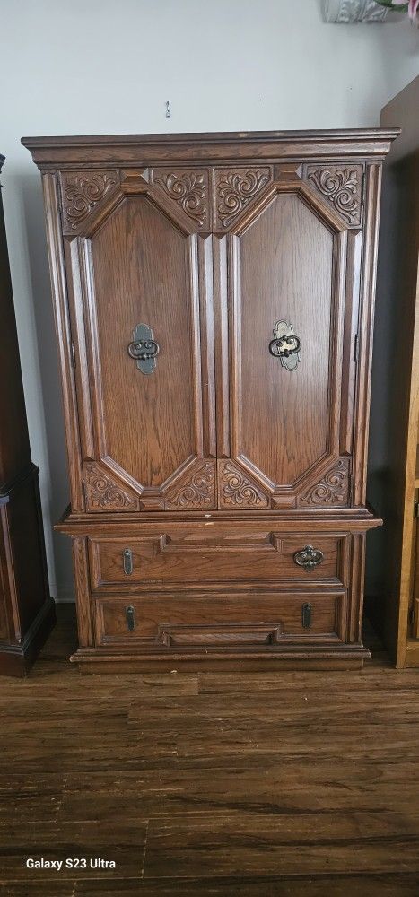 Vintage Thomasville Armoire