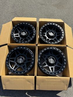 8x6.5 Black 17” Method MR312 Wheels Dodge GMC Chevy Ram Ford Silverado Sierra 2500 8 Lug Heavy Duty