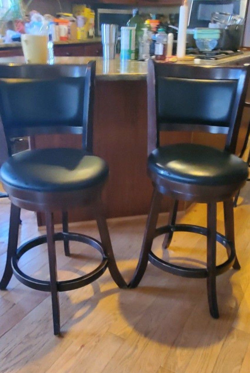 Bar Counter Top Stools Excellent Condition
