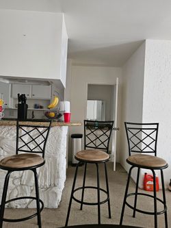 Bar stools - Everything must go!