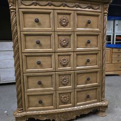 Blonde Wood Large 5 Drawer Tallboy Dresser