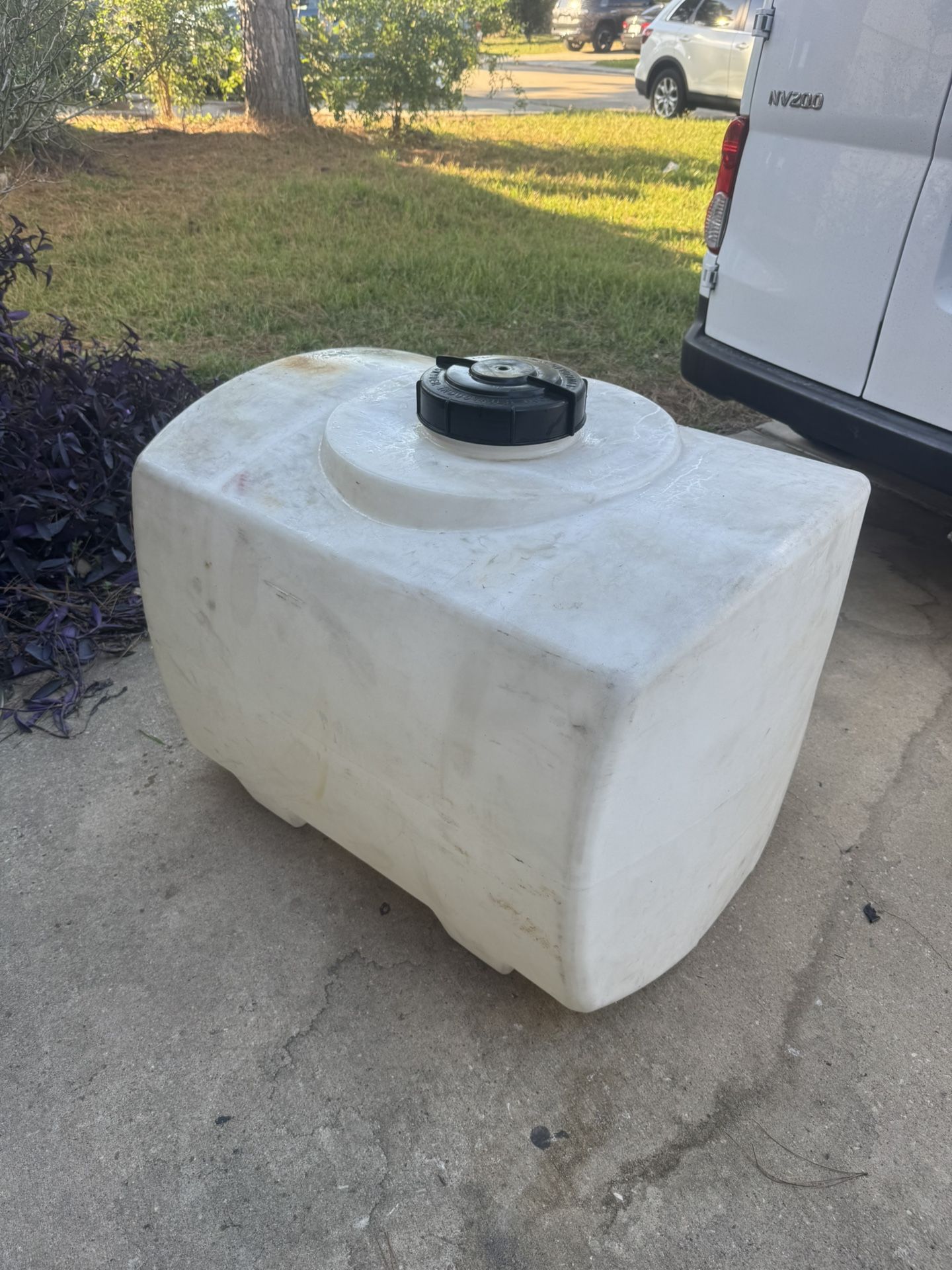 100 Gallon Water Tank