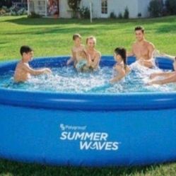 Brand new 15x36 swimming pool. $300