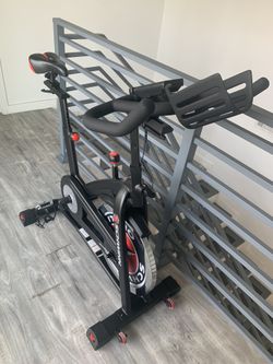 Schwinn IC3 Exercise Bike for Sale in Los Angeles CA OfferUp