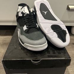 Air Jordan 4 Retro Fear 2024