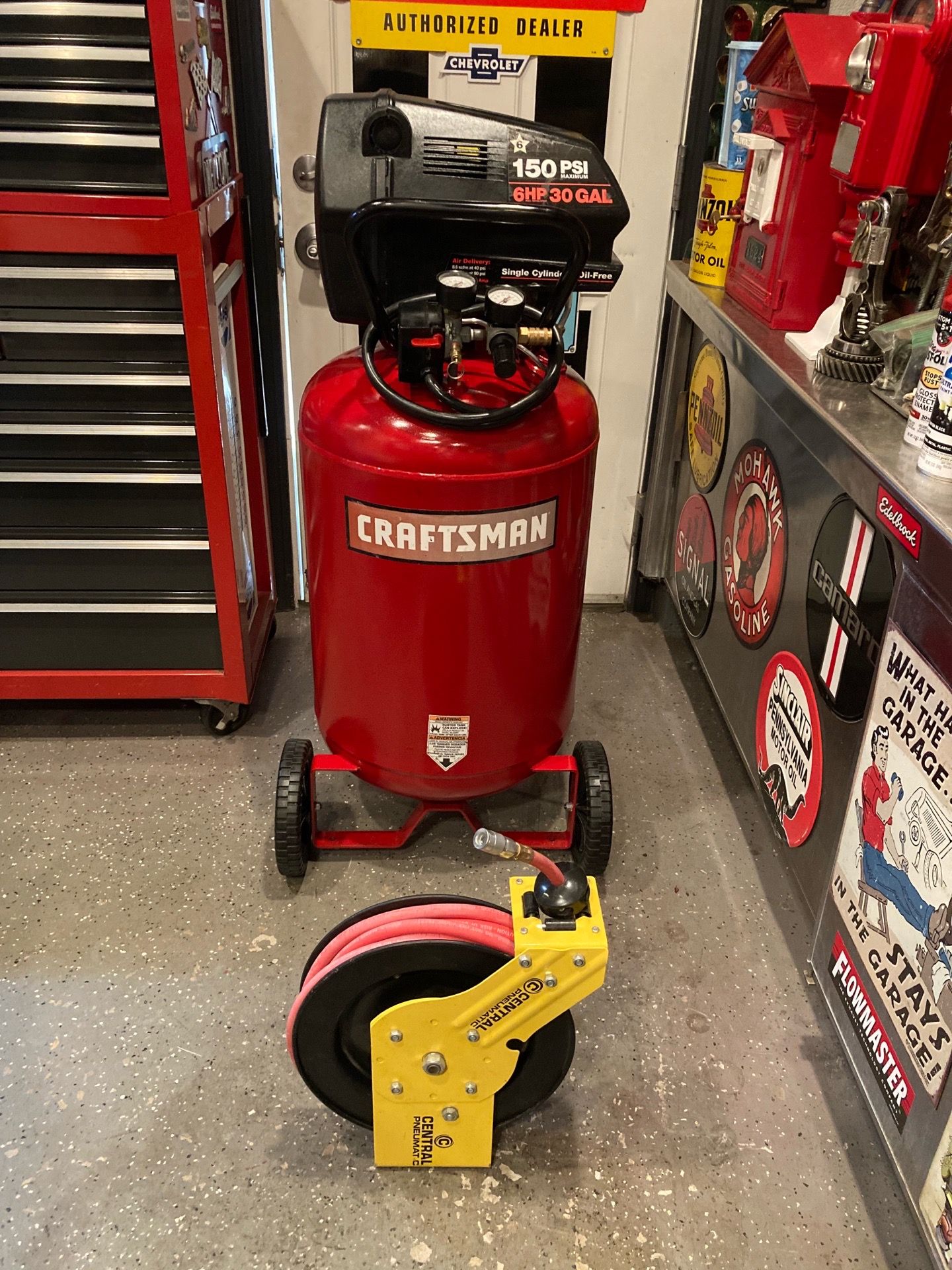Air Compressor Craftsman New Condition With Hose Reel