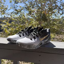 Nike Kobe 9 IX "Mambacita" (Mens Size 9)