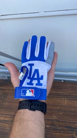 Batting glove (left hand only)