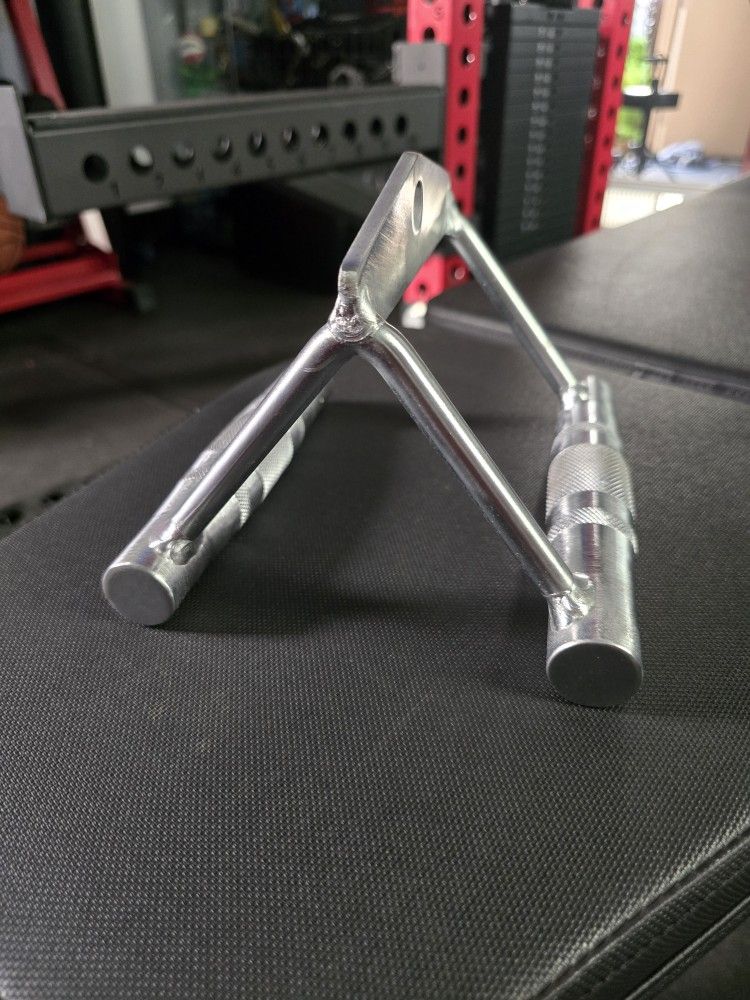 REP Triangle Row Attachment