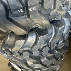 4x 10x16.5   Bobcat Tire $600