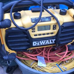 DeWalt Radio/Charger