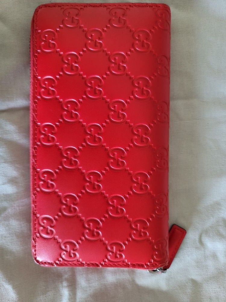 Leather Candy Apple Red Gucci Wallet